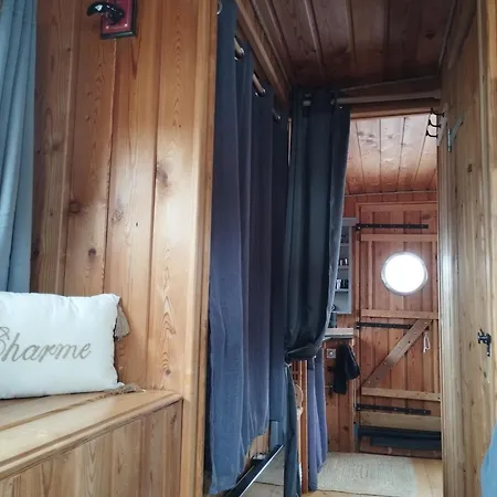 La Toue Charme - Bateau Traditionnel De La Loire ספינת מלון אנז'ה